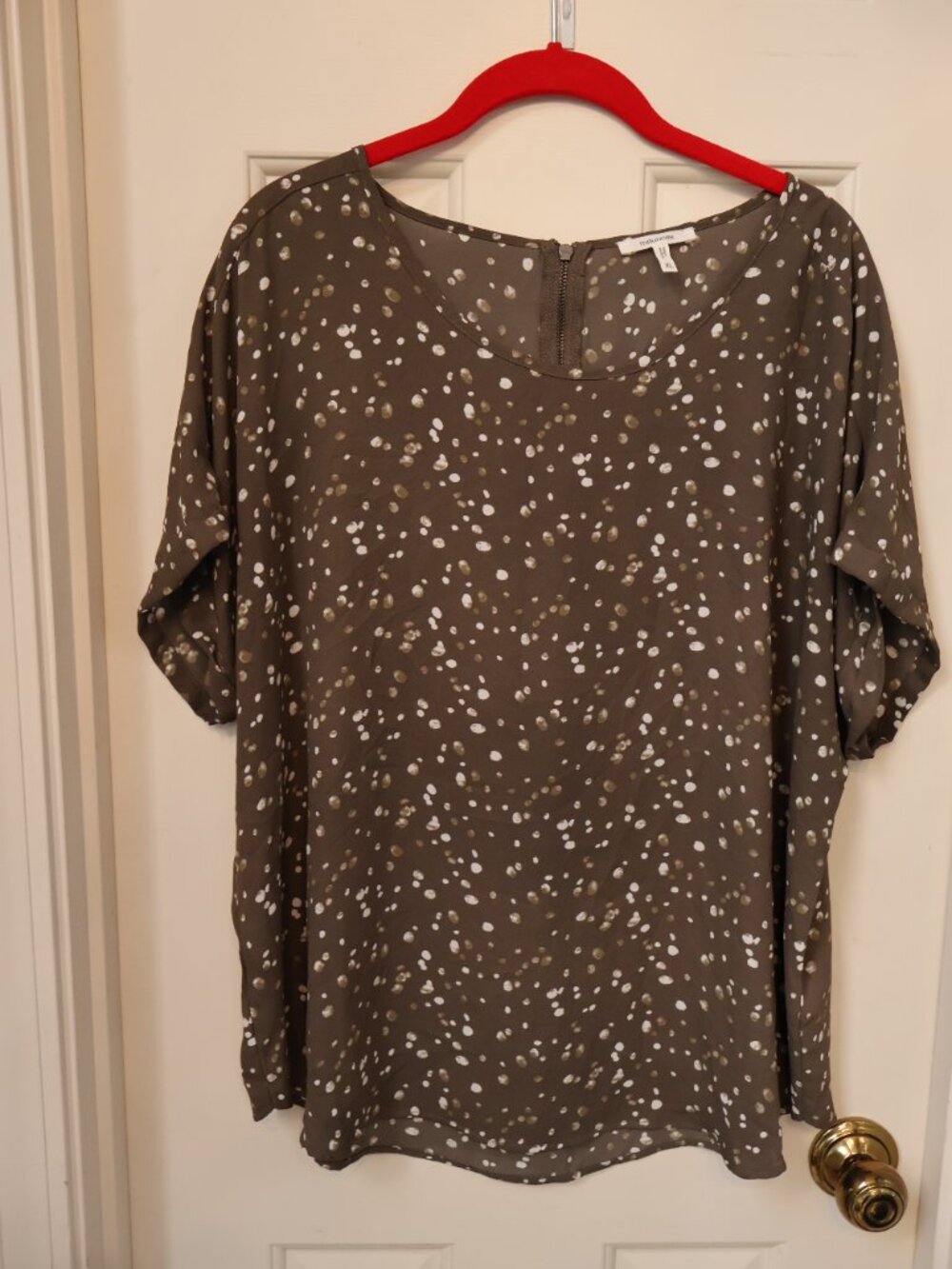 Maurices Olive Short Sleeve Dot Blouse - XL